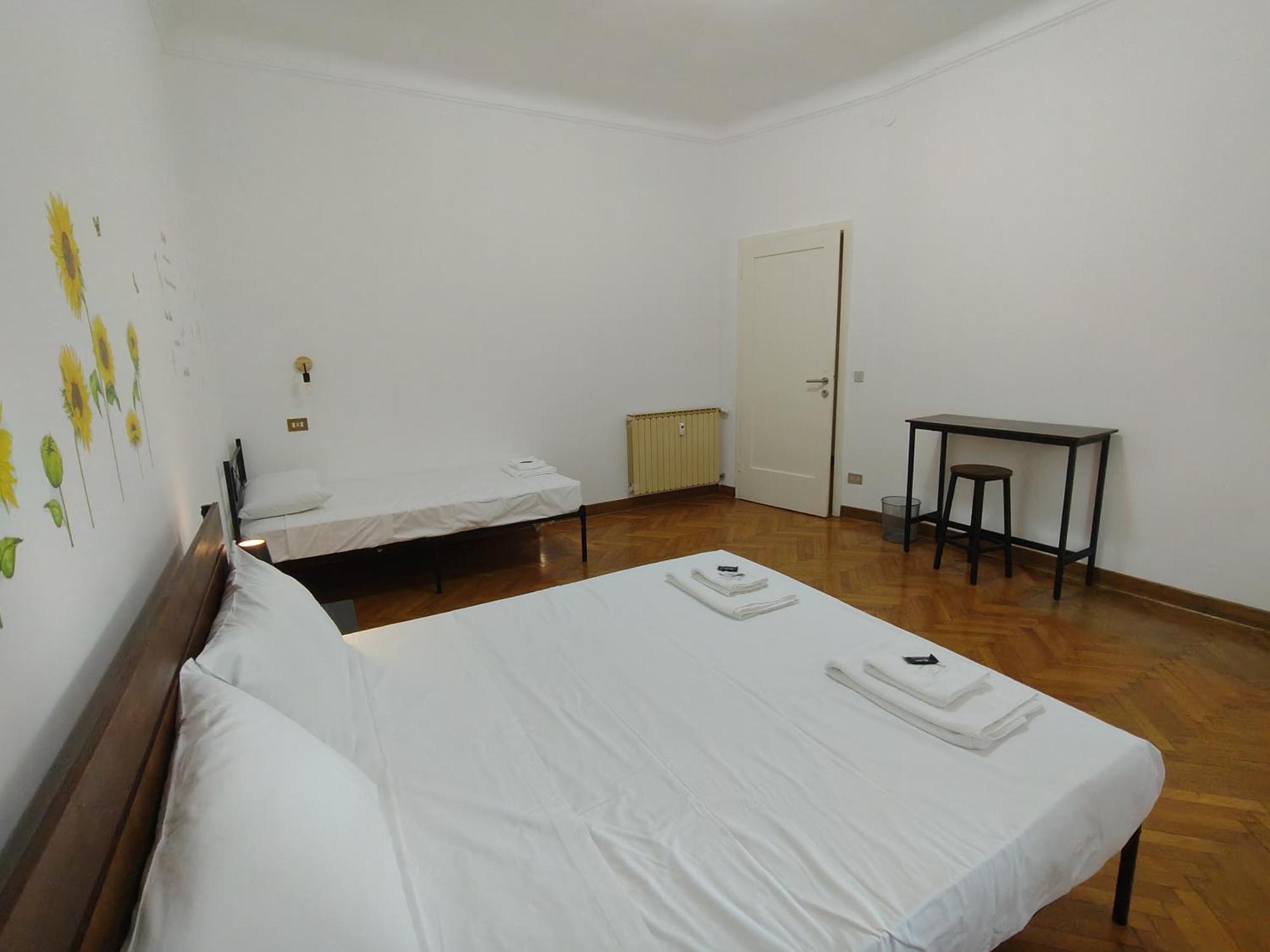 Dock Bay Lodge Hostello Trieste Dış mekan fotoğraf
