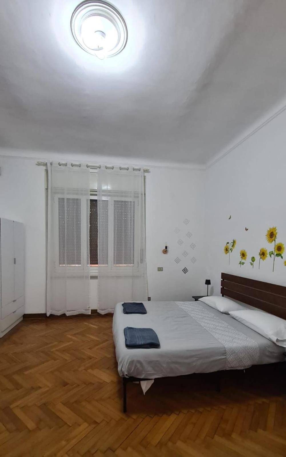 Dock Bay Lodge Hostello Trieste Dış mekan fotoğraf