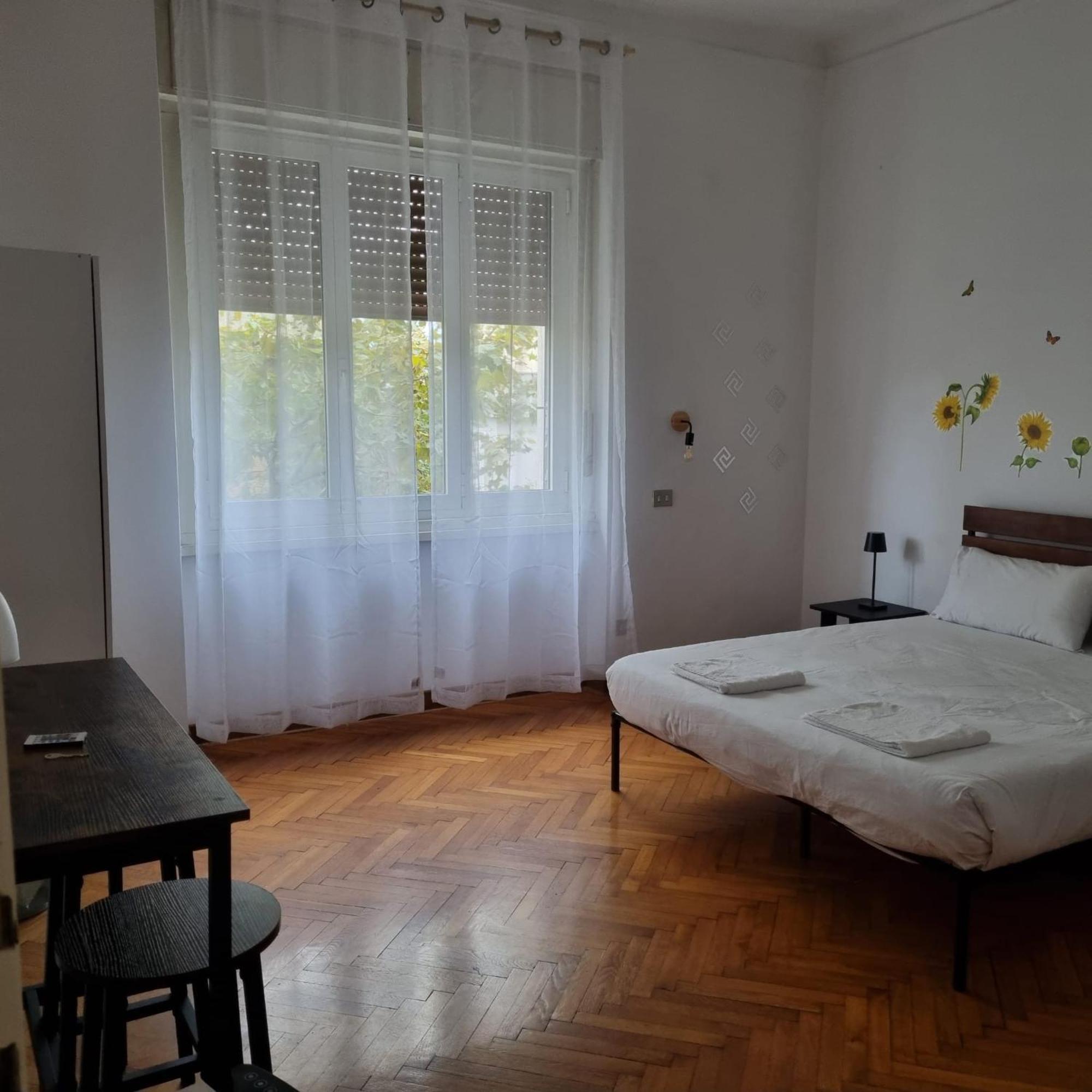 Dock Bay Lodge Hostello Trieste Dış mekan fotoğraf