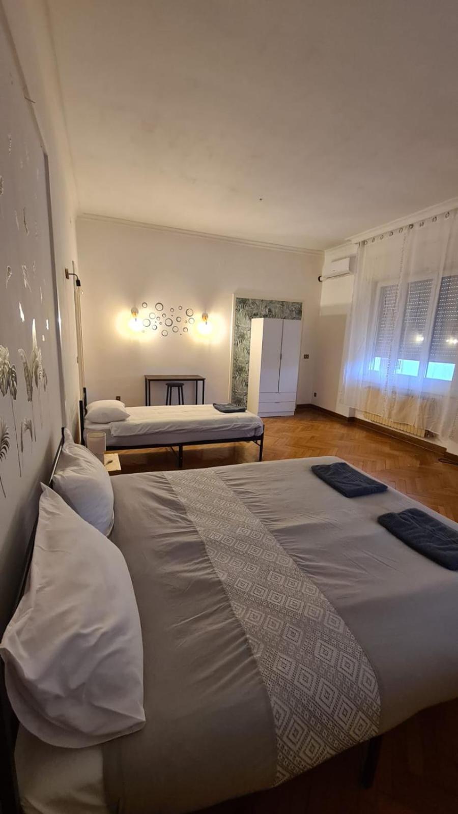 Dock Bay Lodge Hostello Trieste Dış mekan fotoğraf